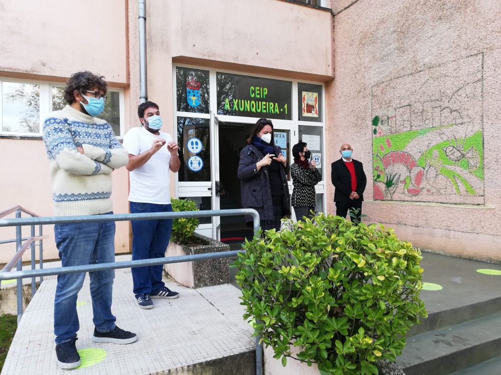 Los muros de las escuelas comienzan a contar su historia y la de su entorno natural y urbano 3 1604610184 936 Los muros de las escuelas comienzan a contar su historia