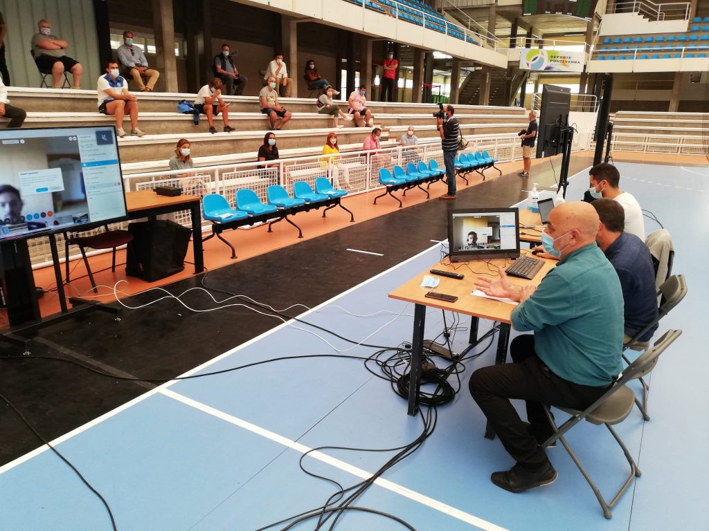 Tino Fernández lanza un proyecto para rehabilitar la pista del Pabellón de Deportes 4 1605647264 716 Tino Fernandez lanza un proyecto para rehabilitar la pista del