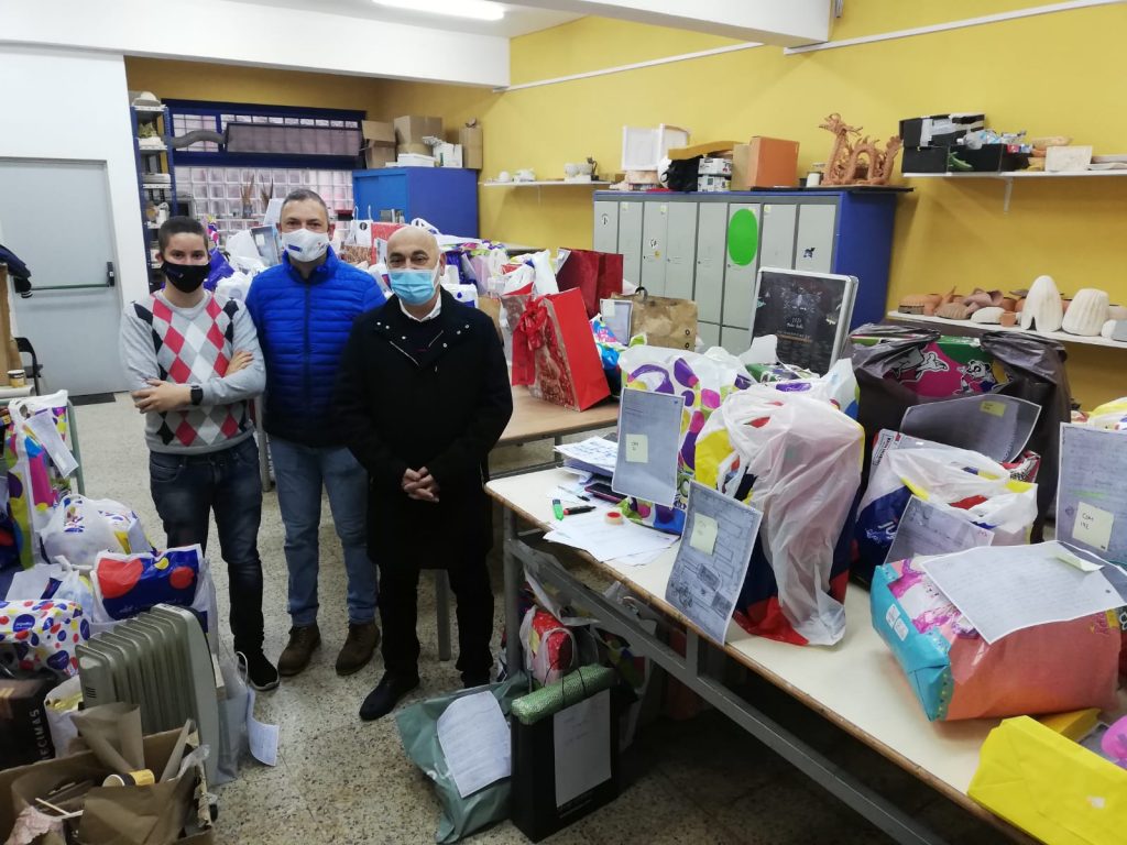 Bienestar Social e Infancia inicia la distribución de los 514 obsequios recaudados por el programa (en) Volve 4 1608008808 381 Bienestar Social e Infancia inicia la distribucion de los 514