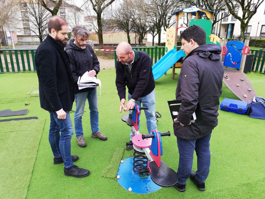 Iván Puentes lanza su plan para que todos los parques infantiles de Pontevedra cumplan con la normativa europea de seguridad 4 1612622950 800 Ivan Puentes lanza su plan para que todos los parques
