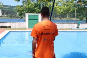 El ayuntamiento pide procesos selectivos para la contratacion de 2